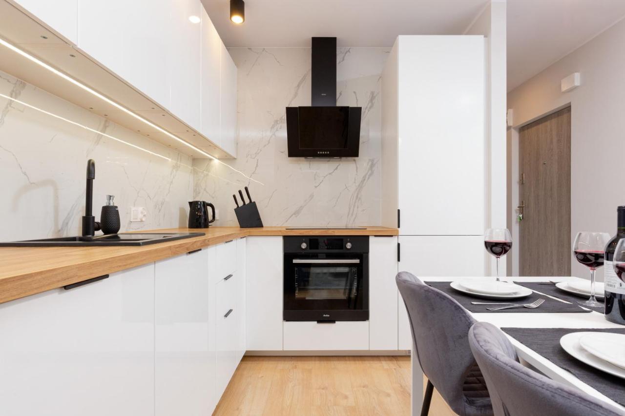Beautiful Two-Bedroom Apartment Warsaw Bielany By Noclegi Renters 外观 照片