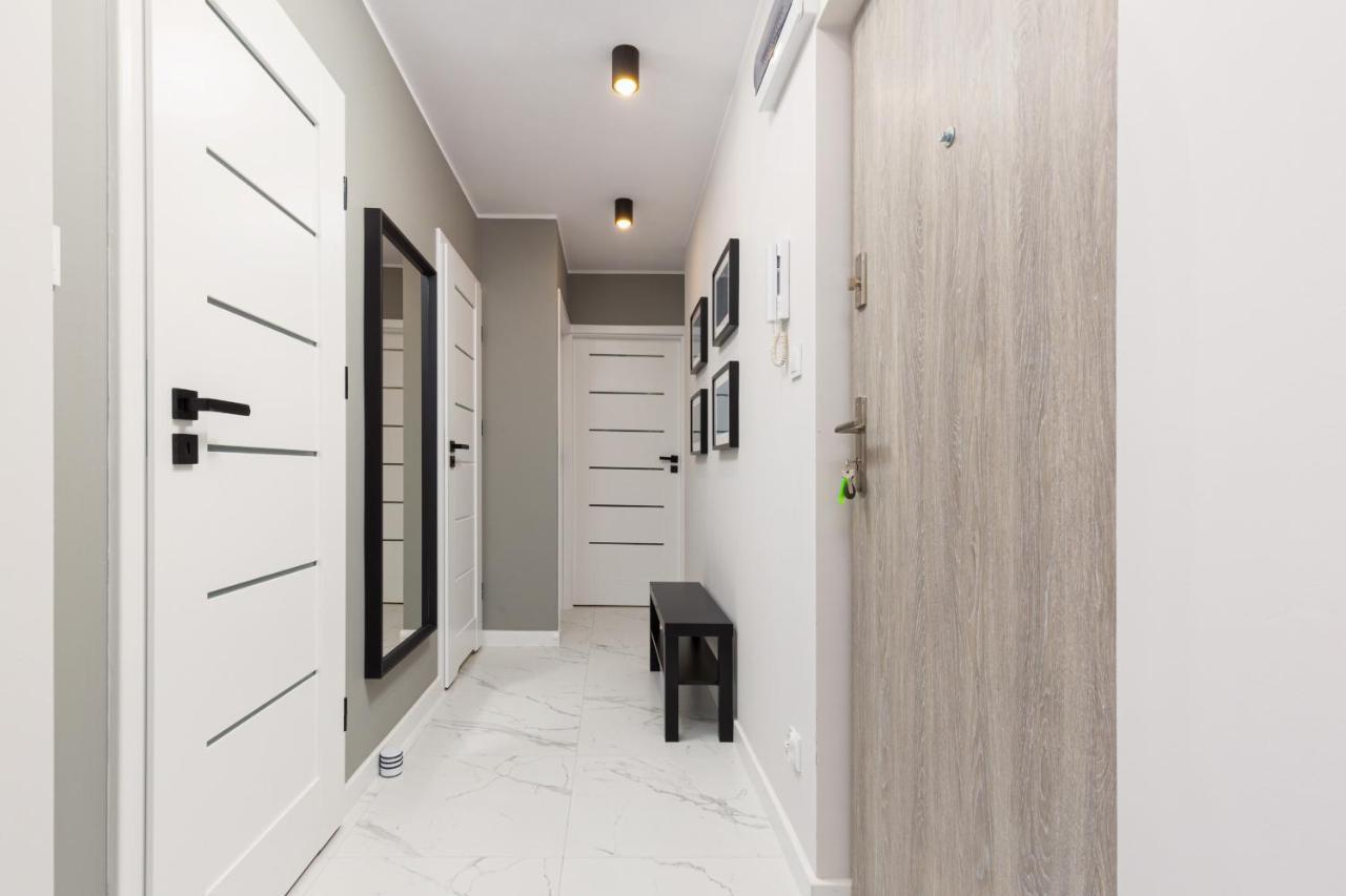Beautiful Two-Bedroom Apartment Warsaw Bielany By Noclegi Renters 外观 照片